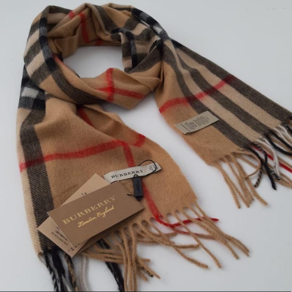 Burberry Scarve
